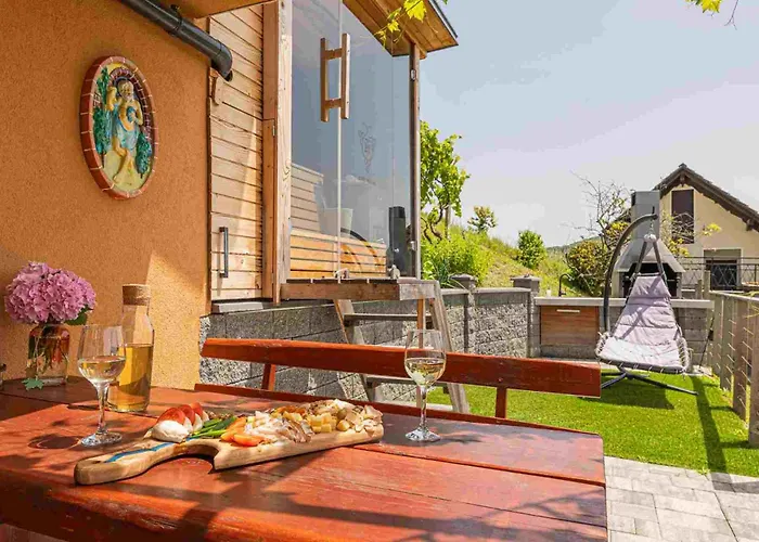 Vineyard Sončni Grič *